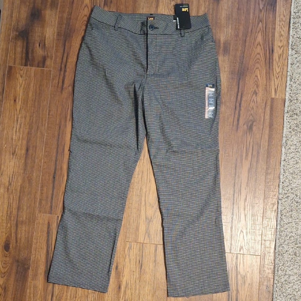 NWT-Womens Lee Wrinkle Free Straight Leg Pants Black Plaid Sz 14 Short